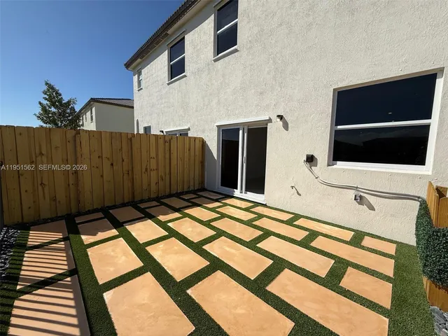 $2,900 | 2767 Southeast 25th Avenue, Homestead, FL 33035