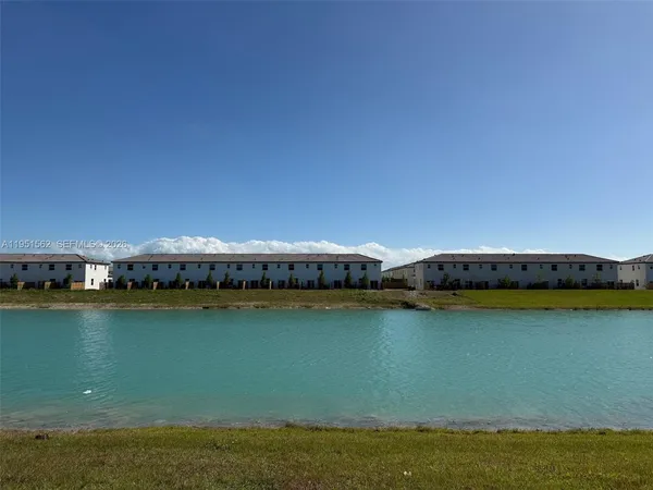 $2,900 | 2767 Southeast 25th Avenue, Homestead, FL 33035