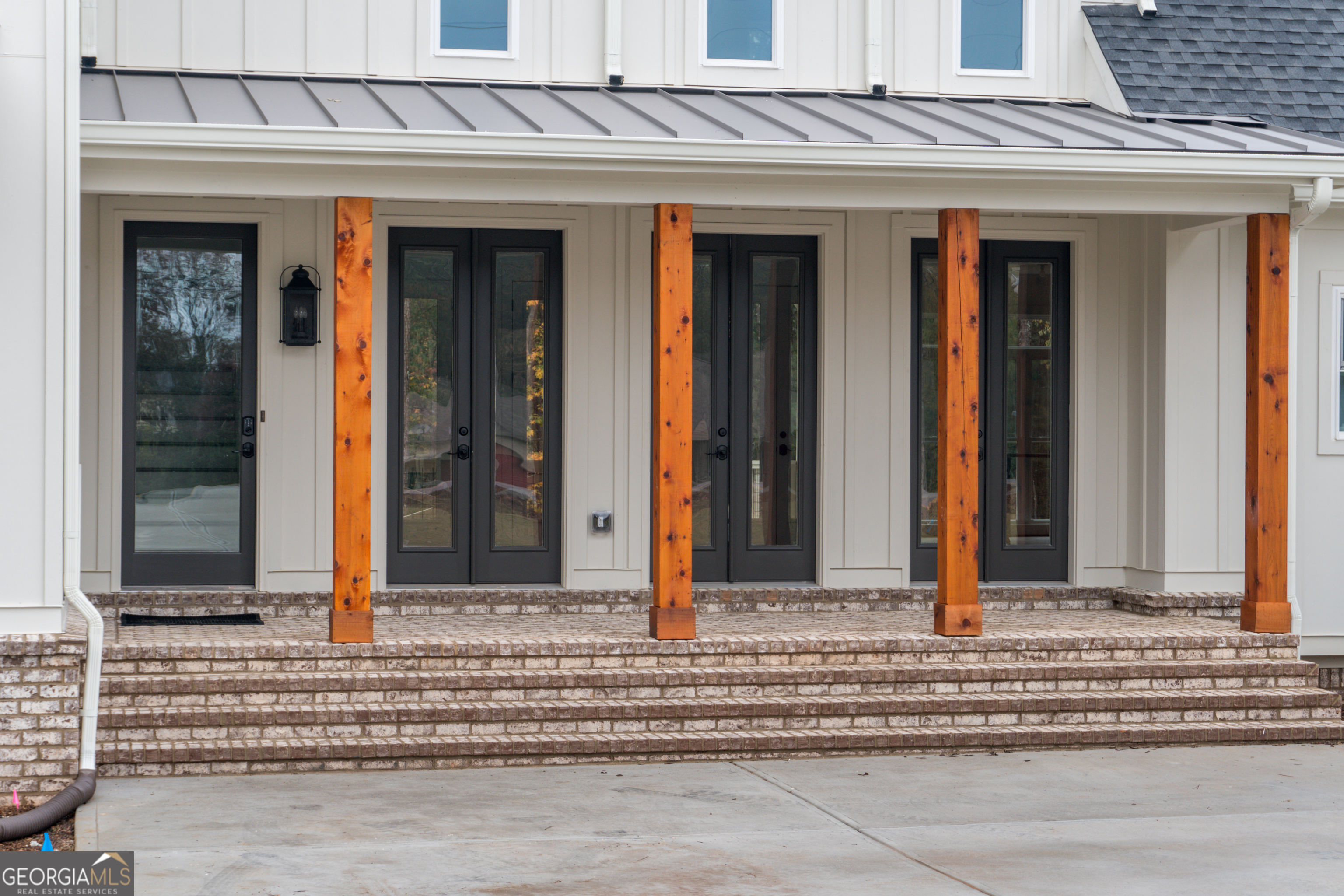 Lot 1 Cox Road Roswell, GA 30188 - Photo 26 of 38 a view of a building entrance