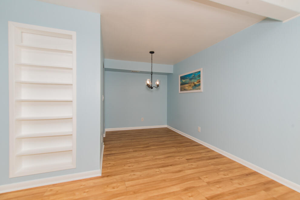 742 West Kilgore Road, Unit 101 Kalamazoo, MI 49008 - Photo 8 of 25 RN5_0504