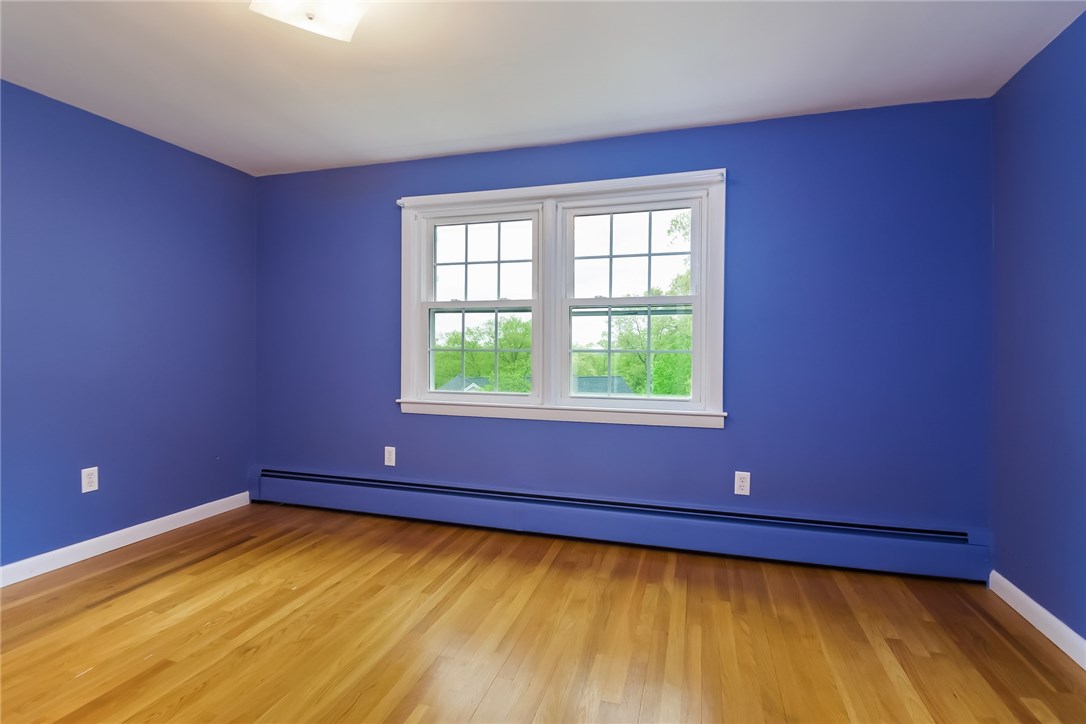 17 Lakeview Road Lincoln, RI 02865 - Photo 18 of 26 Gallery Image 18