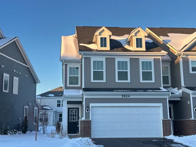 $3,250 | 5922 Hawkweed Drive, Plainfield, IL 60585