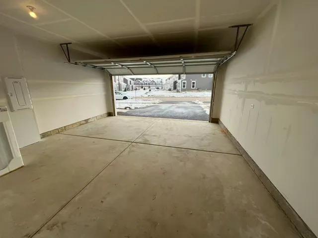 $3,250 | 5922 Hawkweed Drive, Plainfield, IL 60585