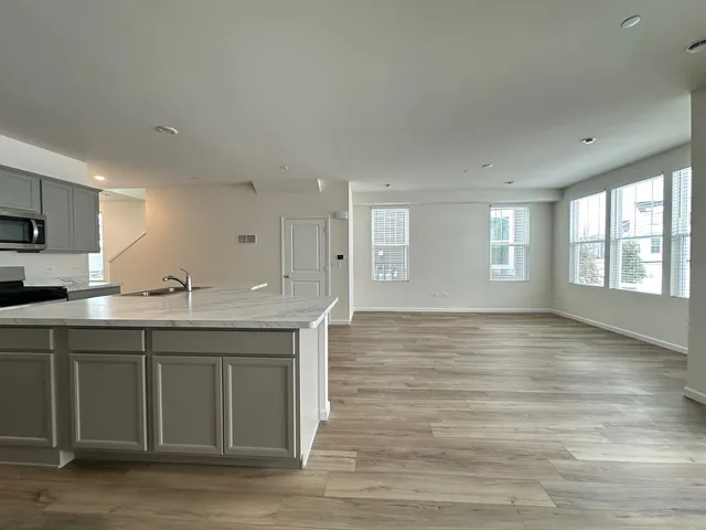 $3,250 | 5922 Hawkweed Drive, Plainfield, IL 60585