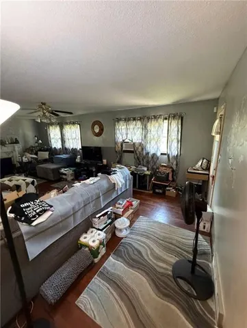 $170,000 | 1402 Cherokee Street, Leavenworth, KS 66048