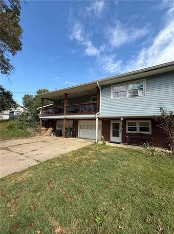 $170,000 | 1402 Cherokee Street, Leavenworth, KS 66048