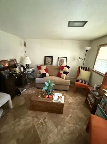 $170,000 | 1402 Cherokee Street, Leavenworth, KS 66048