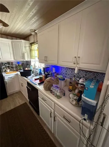 $170,000 | 1402 Cherokee Street, Leavenworth, KS 66048