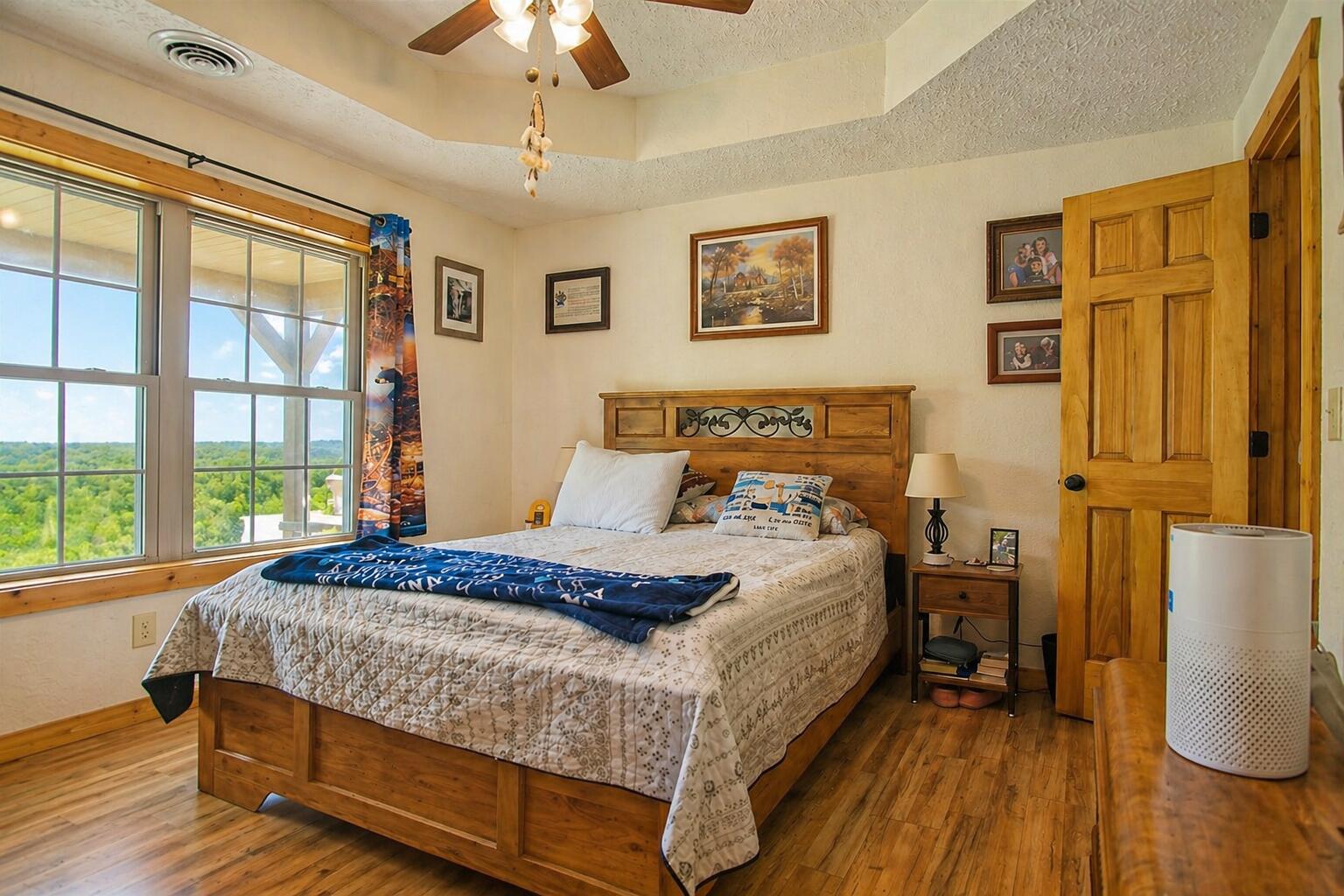 14266 Able Road Houston, MO 65483 - Photo 8 of 20 Bedroom 1
