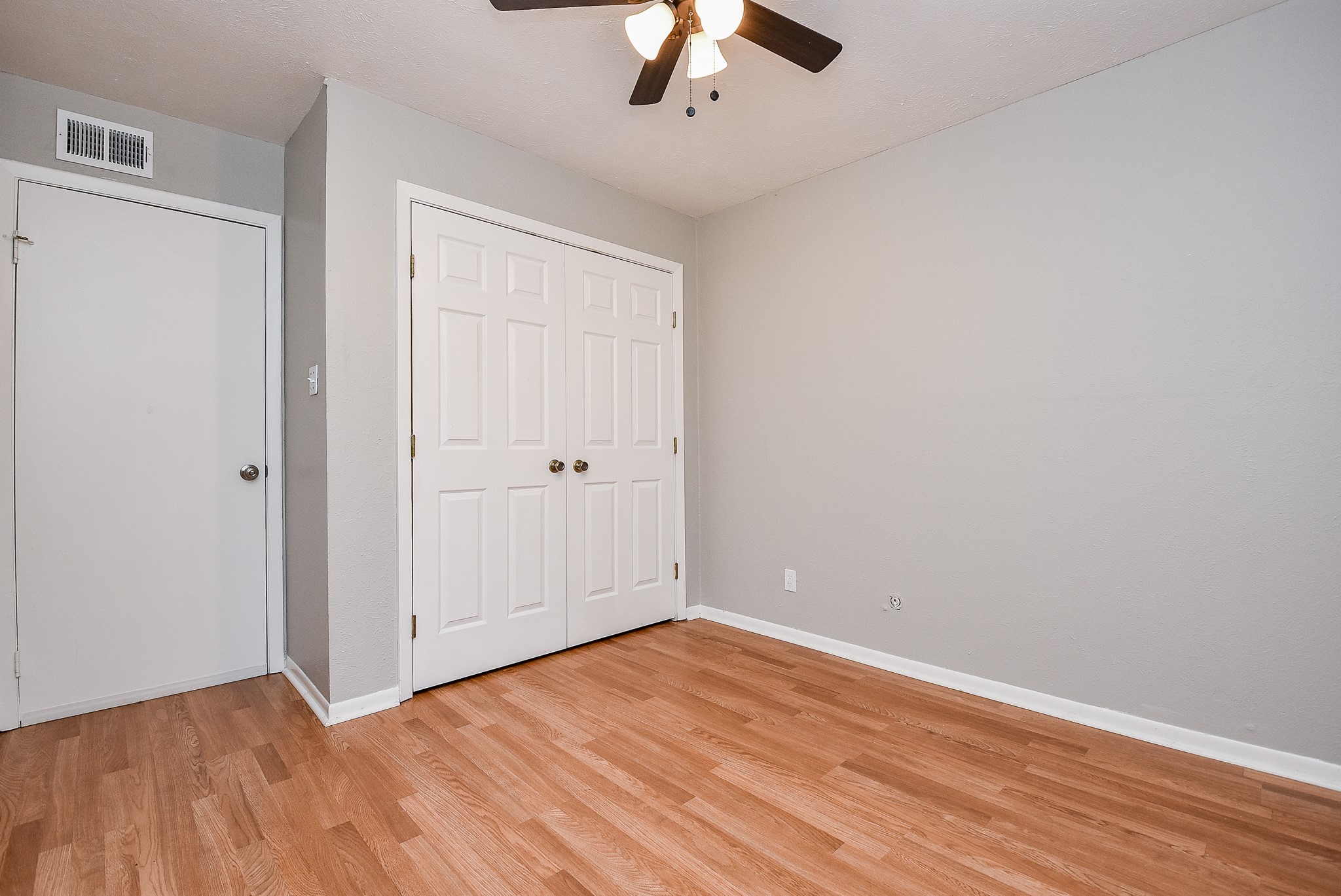 5000 Milwee Street, Unit 74 Houston, TX 77092 - Photo 27 of 35 wooden floor in an empty room