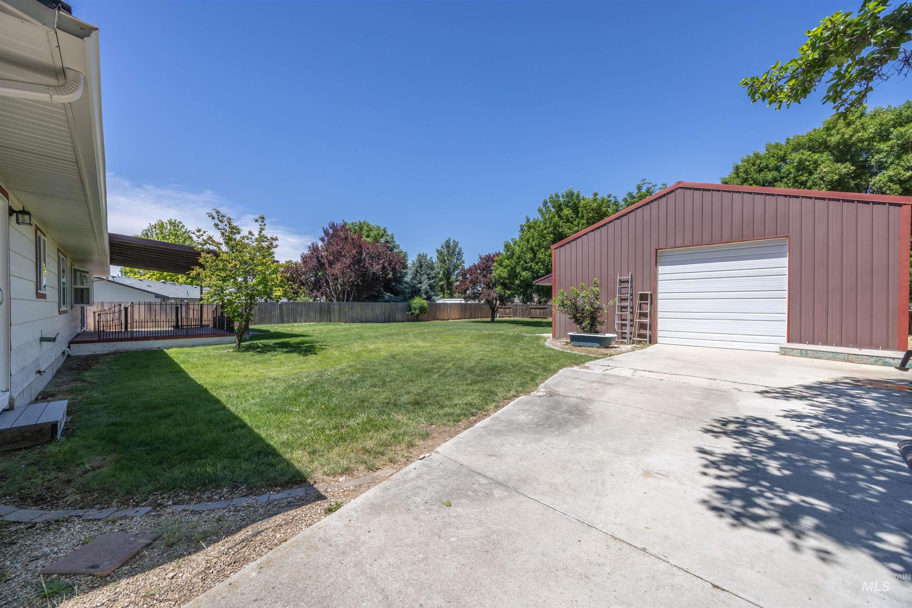 11198 West Oneida Drive Boise, ID 83709 - Photo 7 of 36
