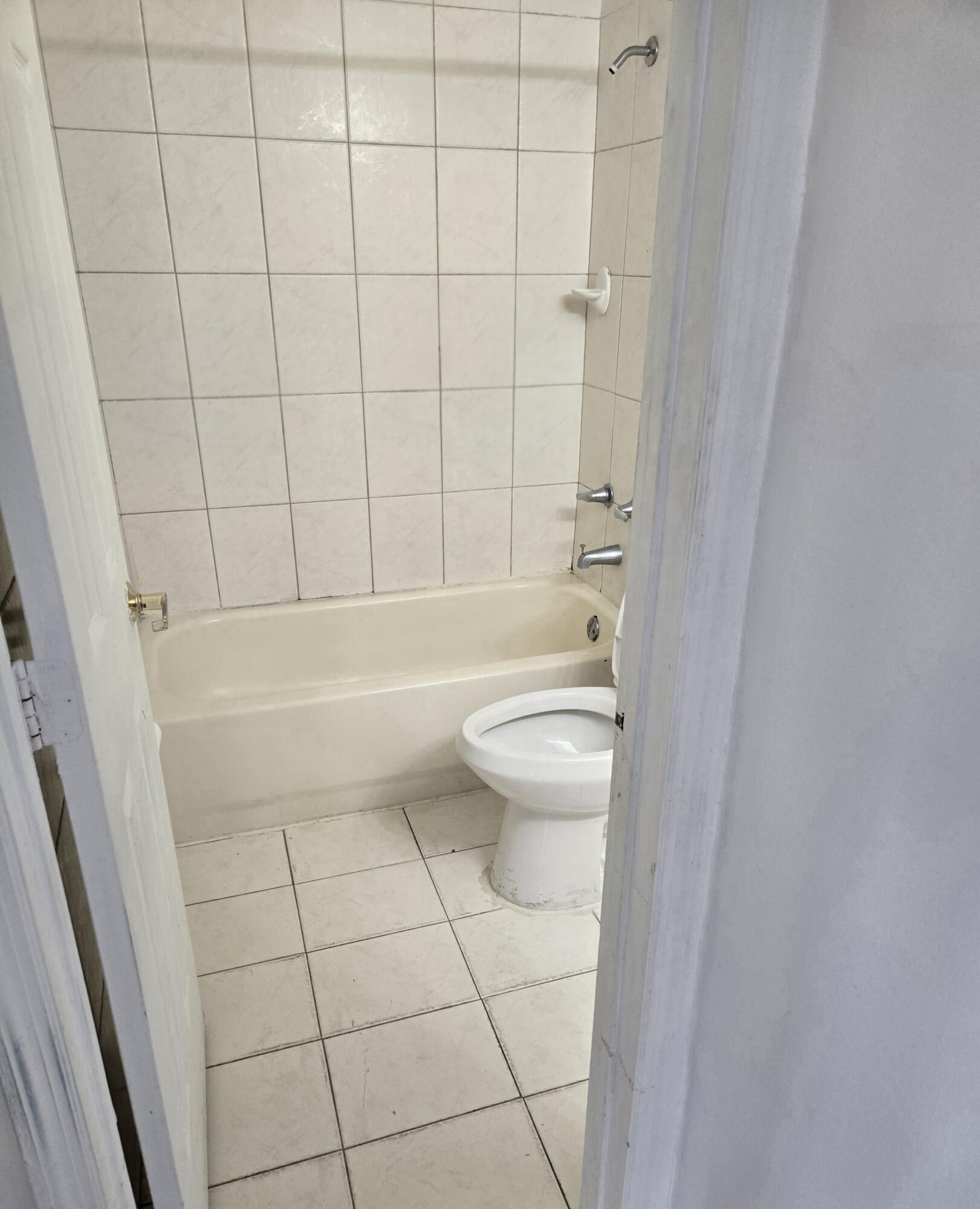 11302 Southwest 7th Street Miami, FL 33174 - Photo 13 of 25 13
