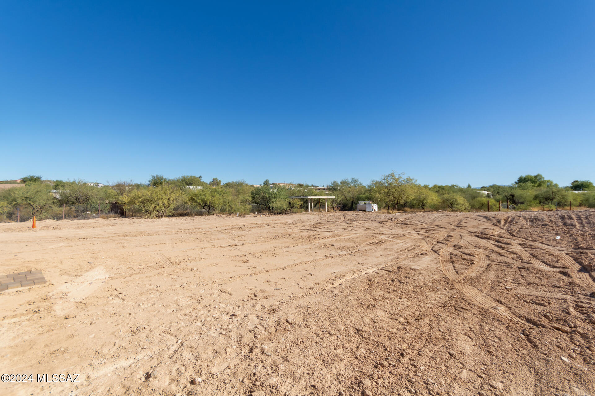 10341 South Summit Park Road Tucson, AZ 85756 - Photo 10 of 31 Gallery Image 10