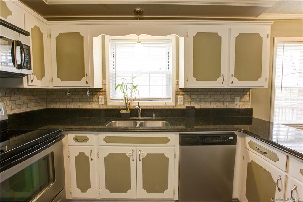 211 Redding Road Stanley, NC 28164 - Photo 10 of 30 Gallery Image 10