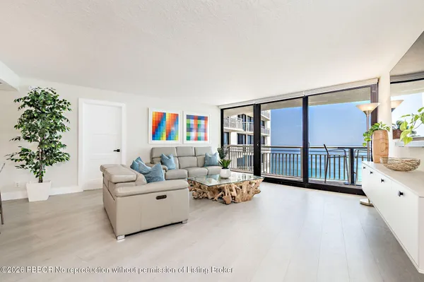 $10,000 | 3000 North Ocean Drive, Unit 32E, Riviera Beach, FL 33404