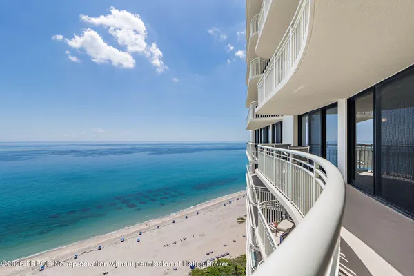 $10,000 | 3000 North Ocean Drive, Unit 32E, Riviera Beach, FL 33404