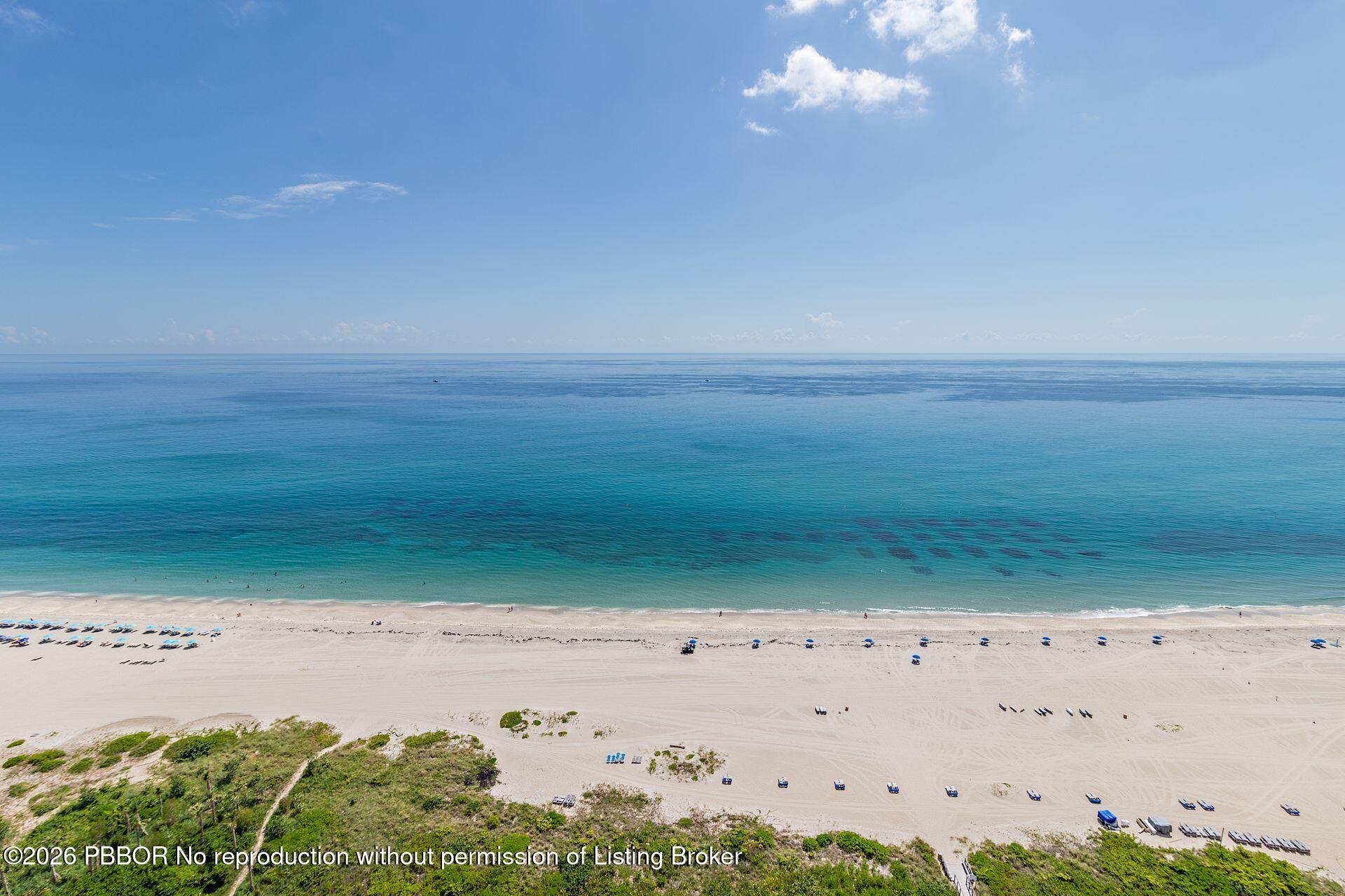 3000 North Ocean Drive, Unit 32E Riviera Beach, FL 33404 - Photo 35 of 36 a view of a room