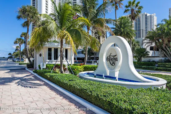 $10,000 | 3000 North Ocean Drive, Unit 32E, Riviera Beach, FL 33404