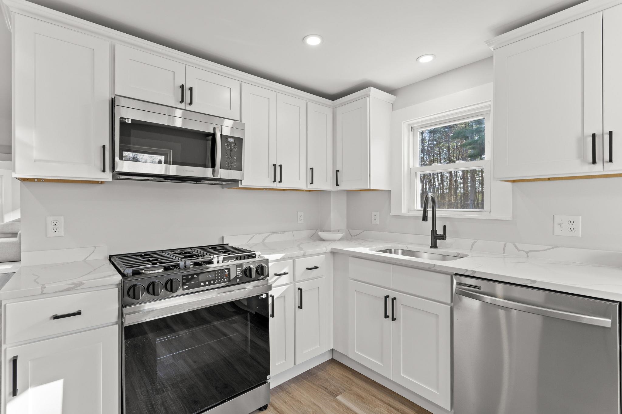 176 Airport Road Concord, NH 03301 - Photo 16 of 35