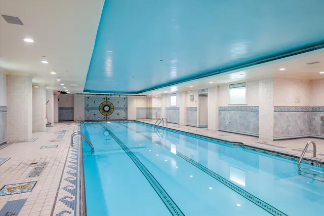 $1,299,000 | 70 Short Way, Roslyn Heights, NY 11577