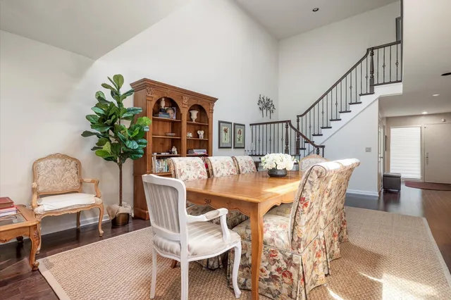 $1,299,000 | 70 Short Way, Roslyn Heights, NY 11577