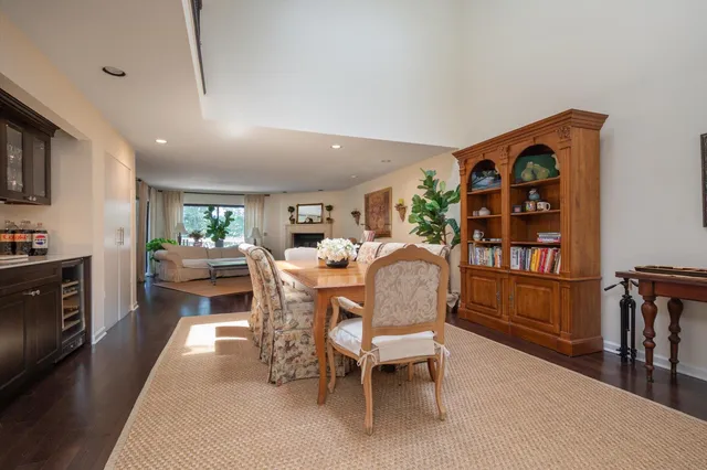 $1,299,000 | 70 Short Way, Roslyn Heights, NY 11577