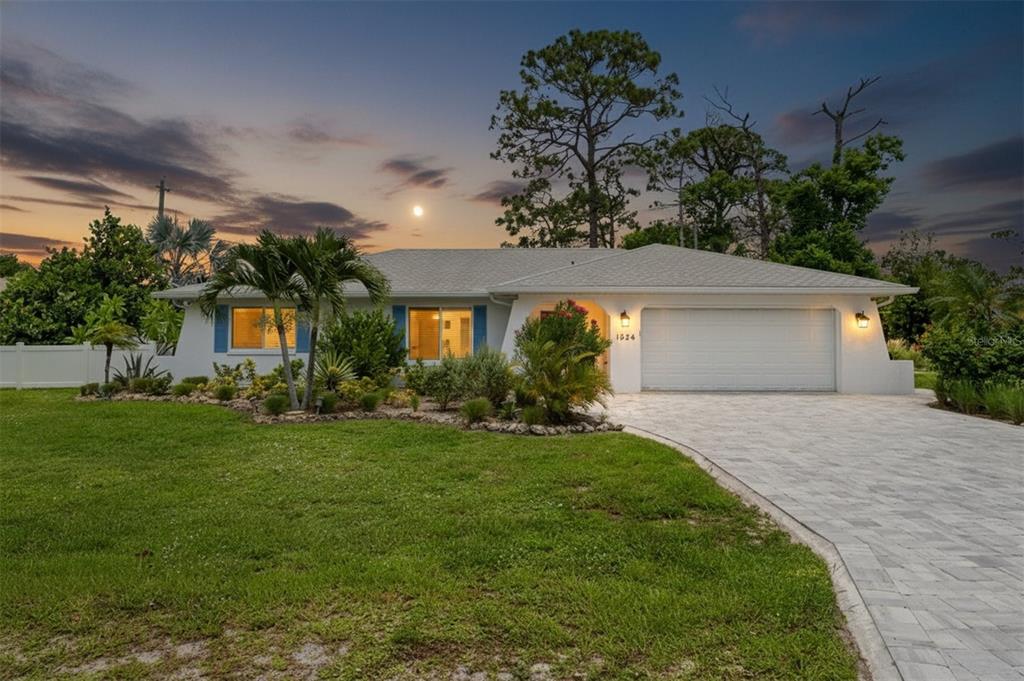 1024 Horizon Road Venice, FL 34293 - Photo 3 of 39