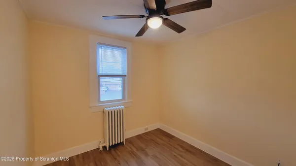 $1,350 | 864 South Main Street, Unit 3, Old Forge, PA 18518