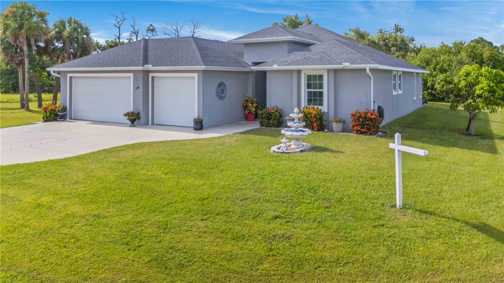 114 Venice Road Rotonda West, FL 33947 - Photo 13 of 88