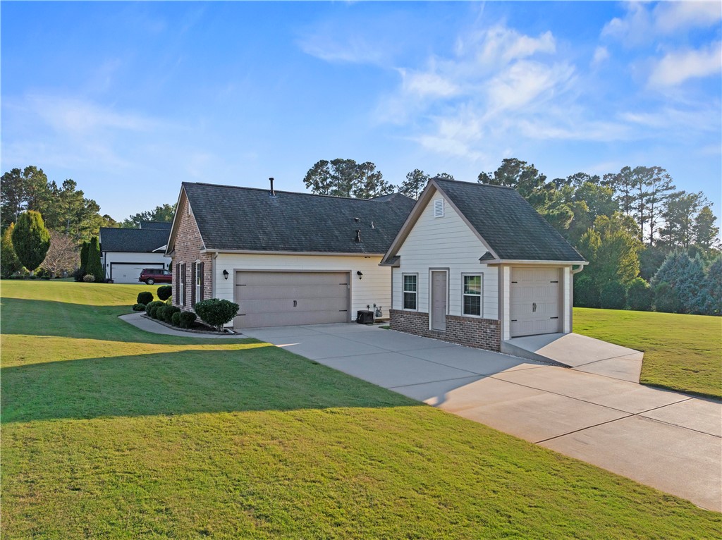 1003 Hillcrest Court Anderson, SC 29621 - Photo 2 of 44 Gallery Image 2