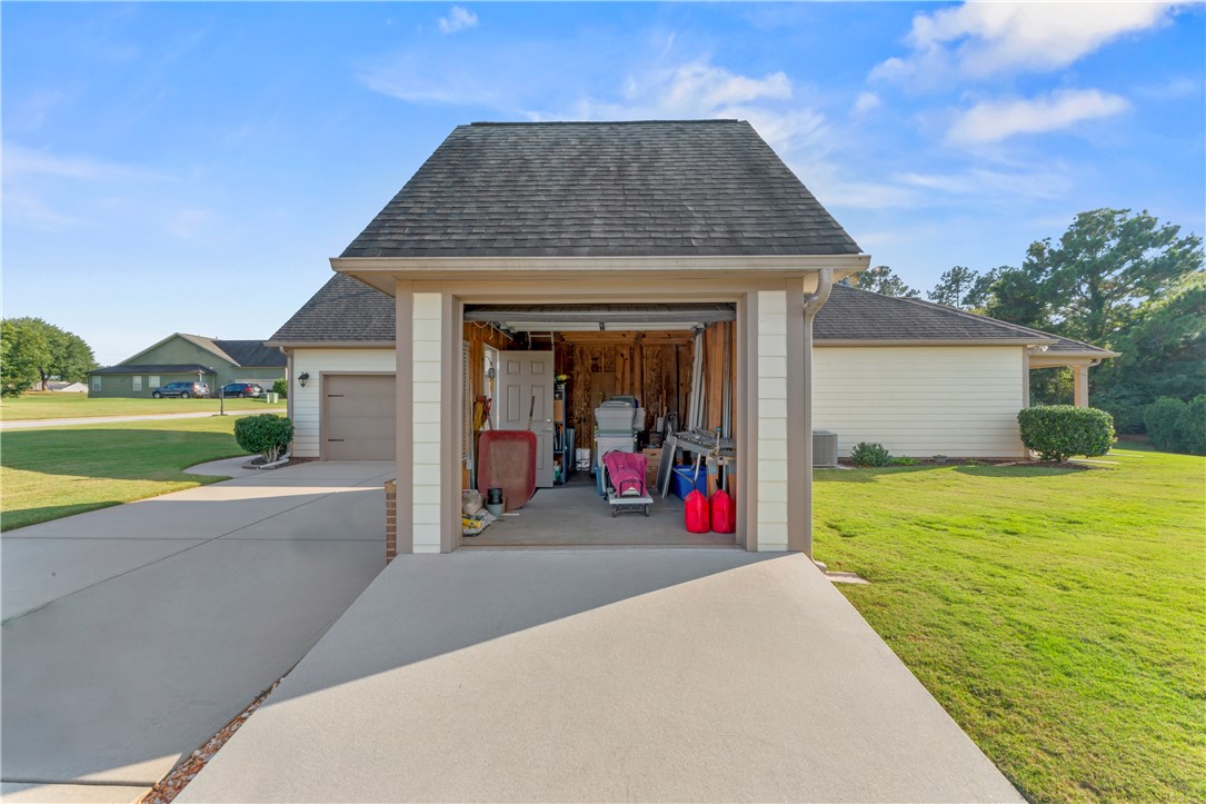1003 Hillcrest Court Anderson, SC 29621 - Photo 33 of 44 Gallery Image 33