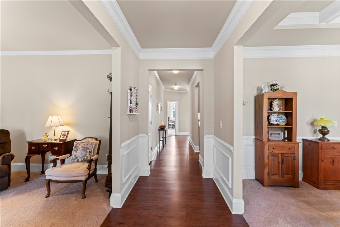 1003 Hillcrest Court Anderson, SC 29621 - Photo 5 of 44 Gallery Image 5
