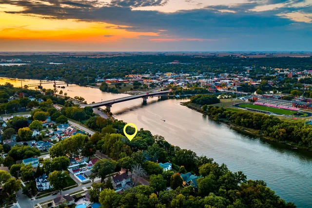 $499,000 | 318 East Prospect Avenue, Ottawa, IL 61350