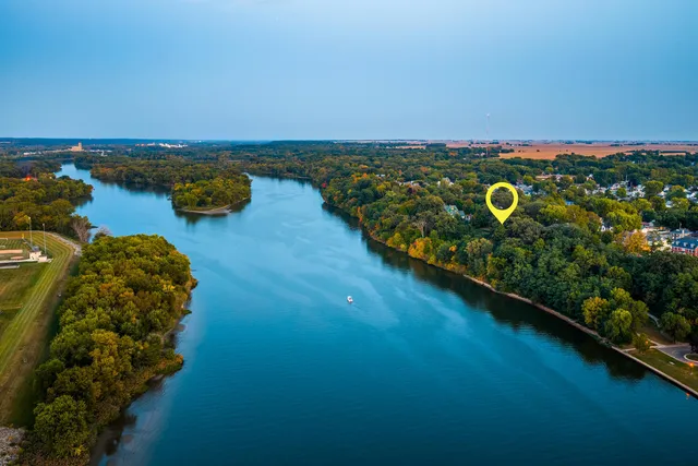 $499,000 | 318 East Prospect Avenue, Ottawa, IL 61350