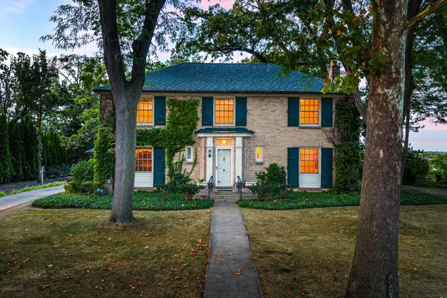 $499,000 | 318 East Prospect Avenue, Ottawa, IL 61350