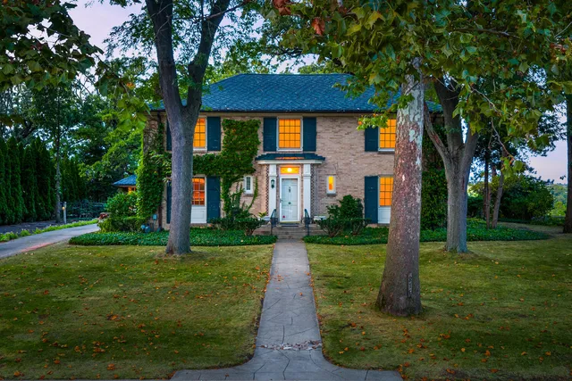 $499,000 | 318 East Prospect Avenue, Ottawa, IL 61350