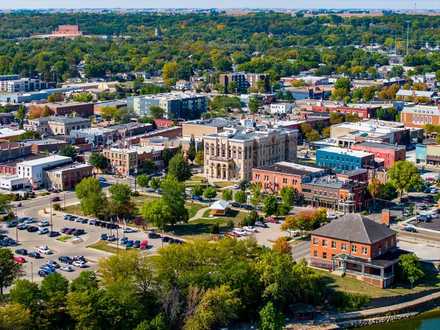 $499,000 | 318 East Prospect Avenue, Ottawa, IL 61350