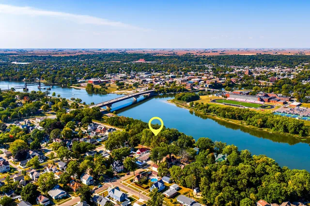 $499,000 | 318 East Prospect Avenue, Ottawa, IL 61350