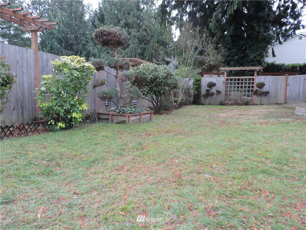 7804 194th Street Southwest Edmonds, WA 98026 - Photo 19 of 22 Gallery Image 19