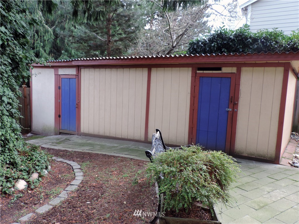 7804 194th Street Southwest Edmonds, WA 98026 - Photo 21 of 22 Gallery Image 21