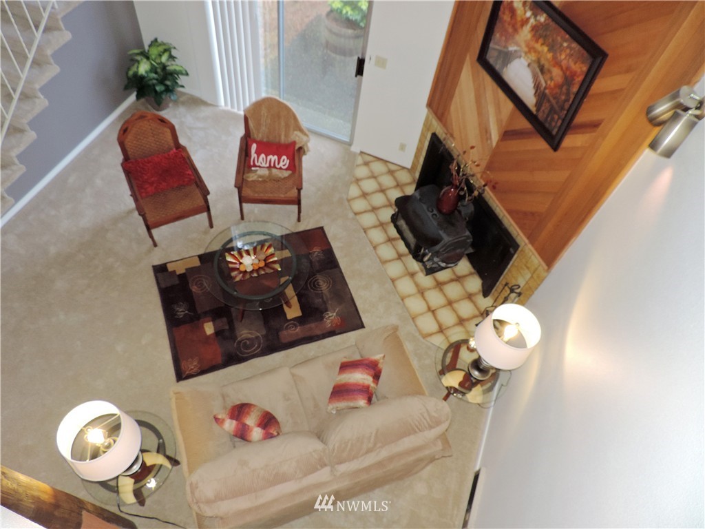 7804 194th Street Southwest Edmonds, WA 98026 - Photo 9 of 22 Gallery Image 9