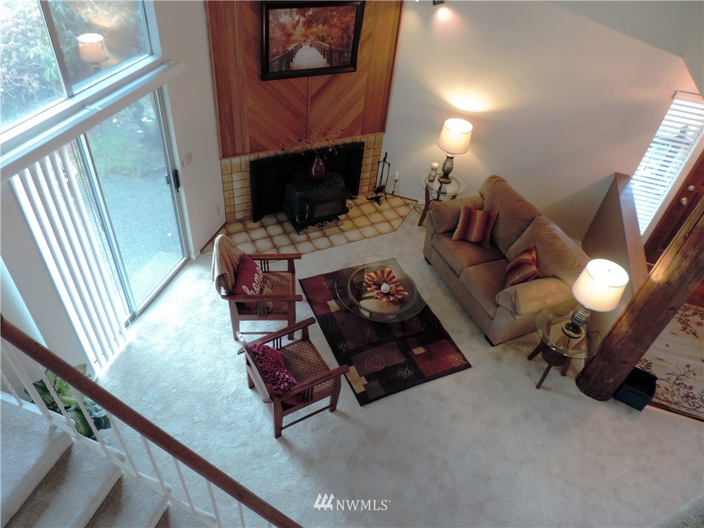 7804 194th Street Southwest Edmonds, WA 98026 - Photo 10 of 22 Gallery Image 10