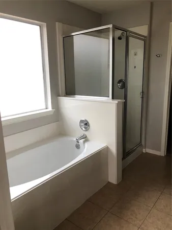 $3,200 | 11118 Northam Drive, Tomball, TX 77375