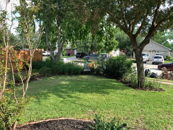 $3,200 | 11118 Northam Drive, Tomball, TX 77375