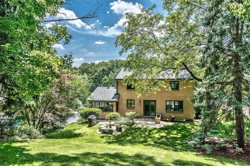 19 Lynmar Road Pittsburgh, PA 15209 - Photo 2 of 25