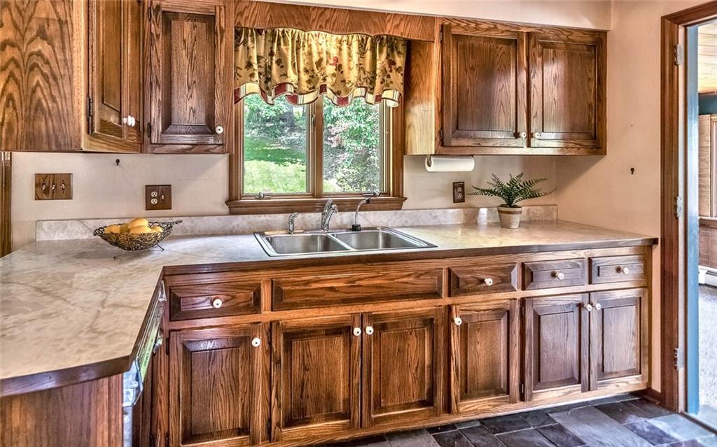 19 Lynmar Road Pittsburgh, PA 15209 - Photo 10 of 25