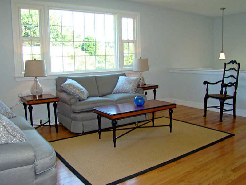 57 Potomac Road Portsmouth, RI 02871 - Photo 4 of 25 Living Room.