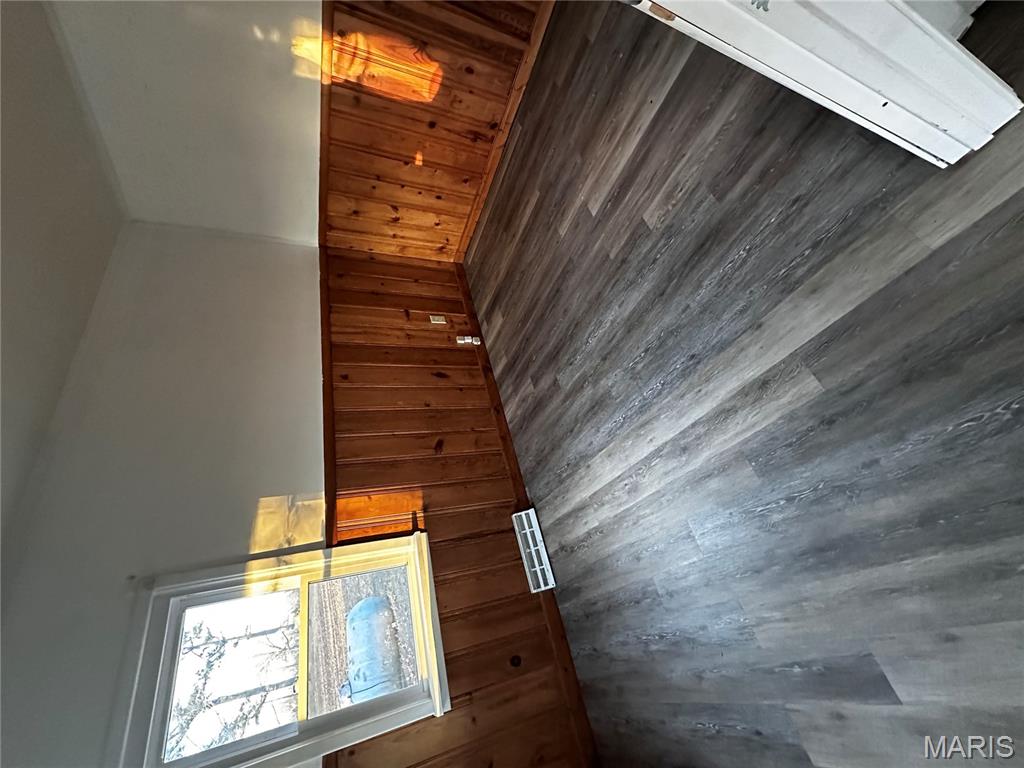 7951 Elmont Road Sullivan, MO 63080 - Photo 13 of 15