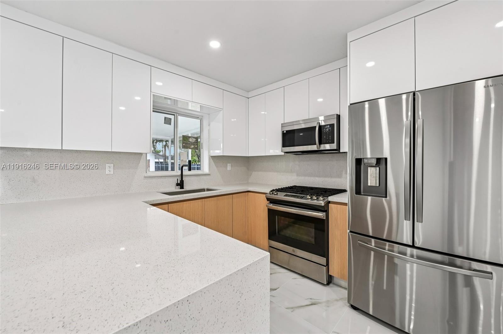 18950 Southwest 310th Street Homestead, FL 33030 - Photo 13 of 44