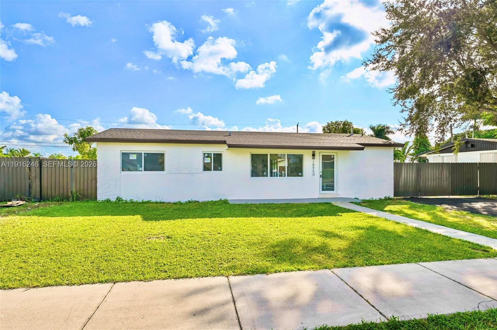 18950 Southwest 310th Street Homestead, FL 33030 - Photo 4 of 44